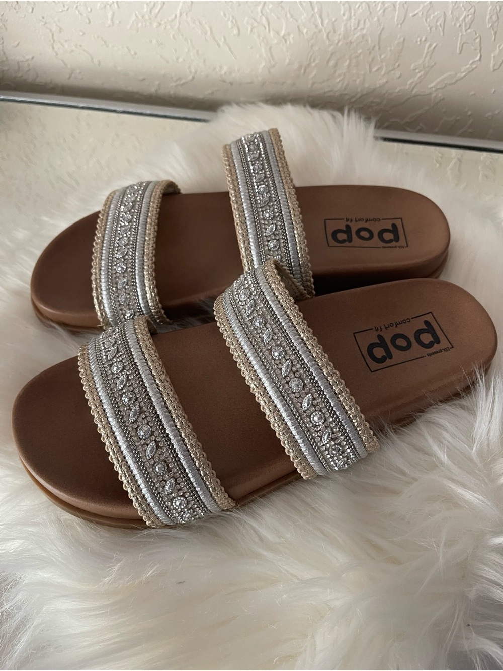 pop two-strap beaded slide sandals - gold and silver